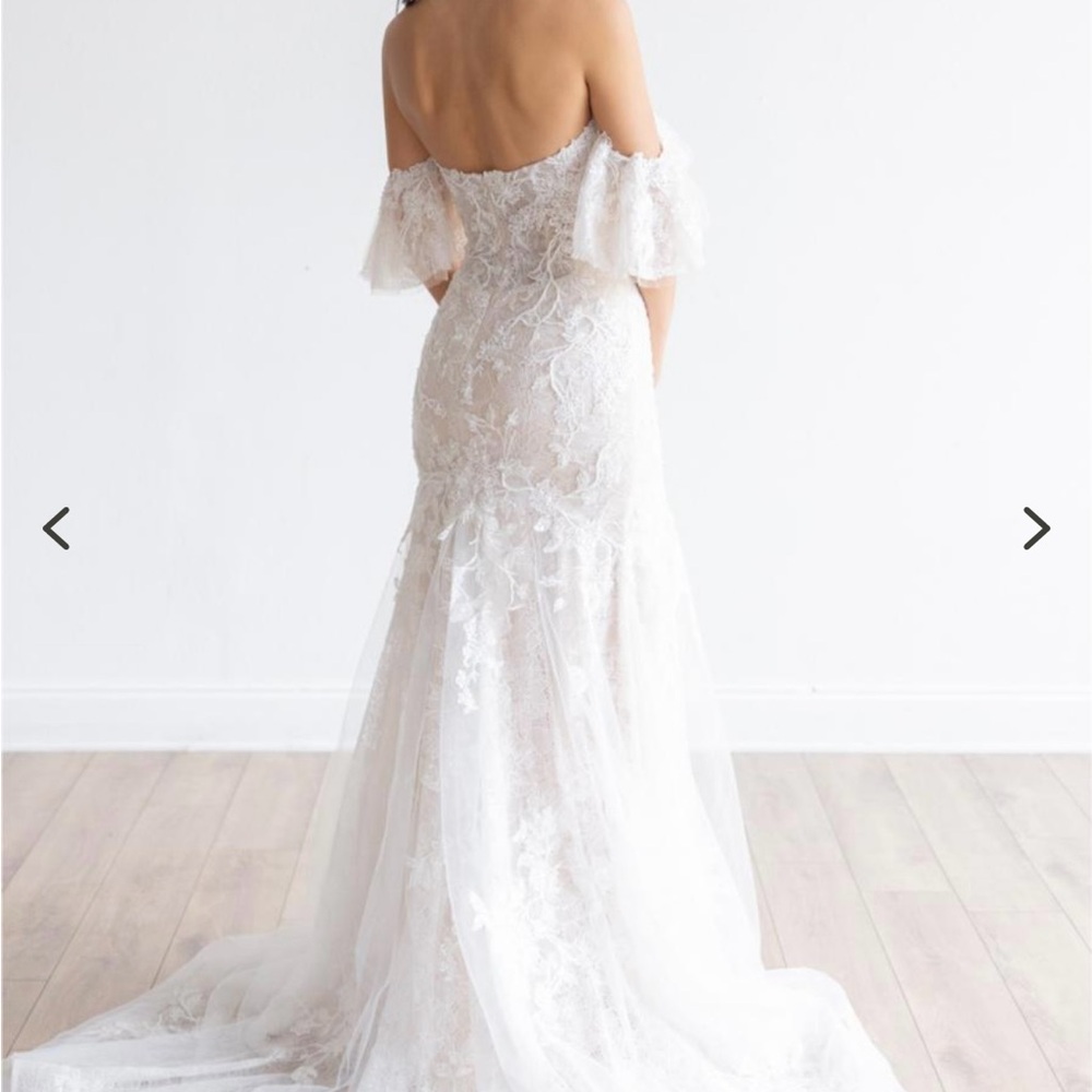 Karessa by Wtoo Wedding Dress - Picture 3 of 6
